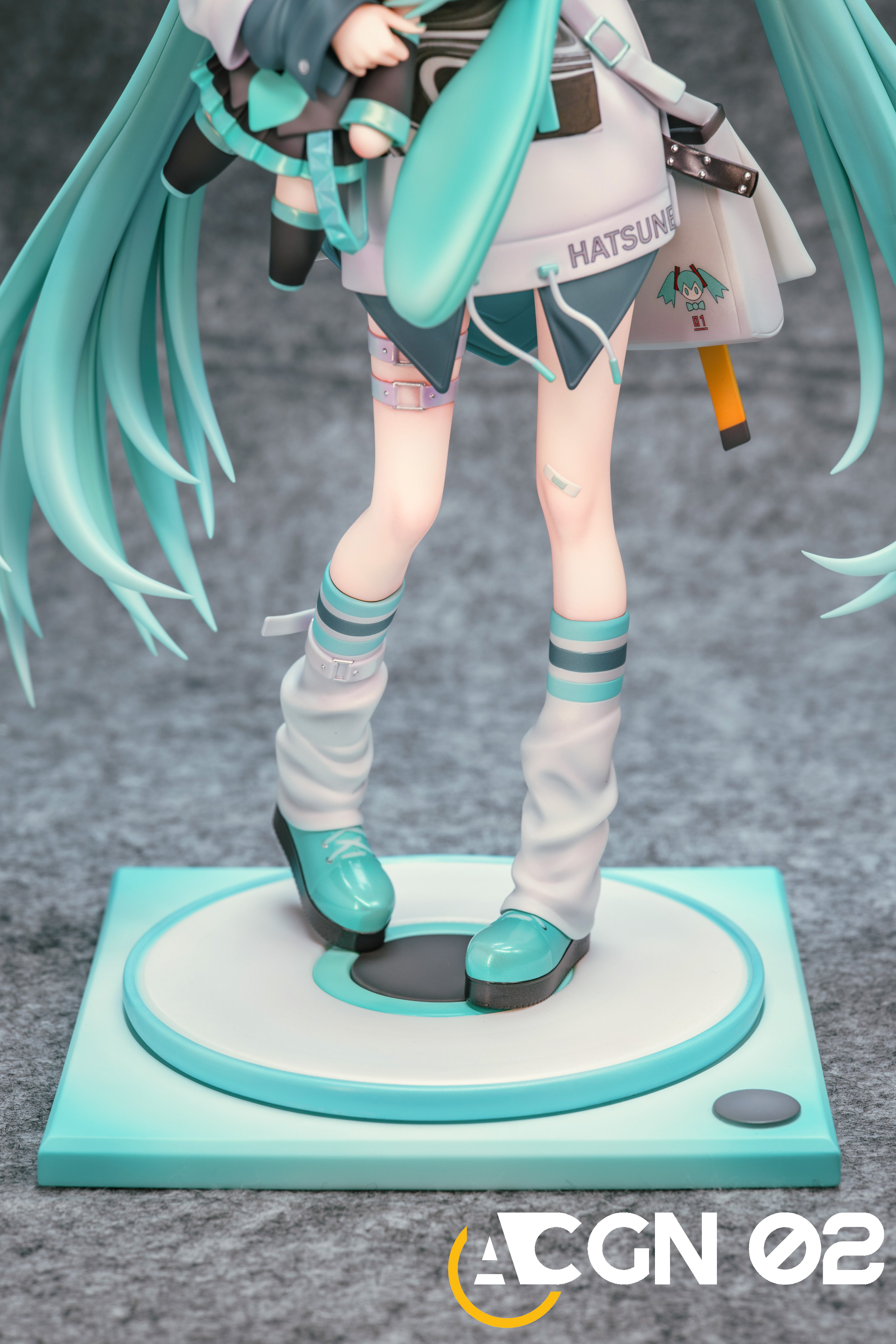【Pre-sale】1/7 Scale Hatsune Miku with Doll-Vocaloid-ACGN 02 Studio