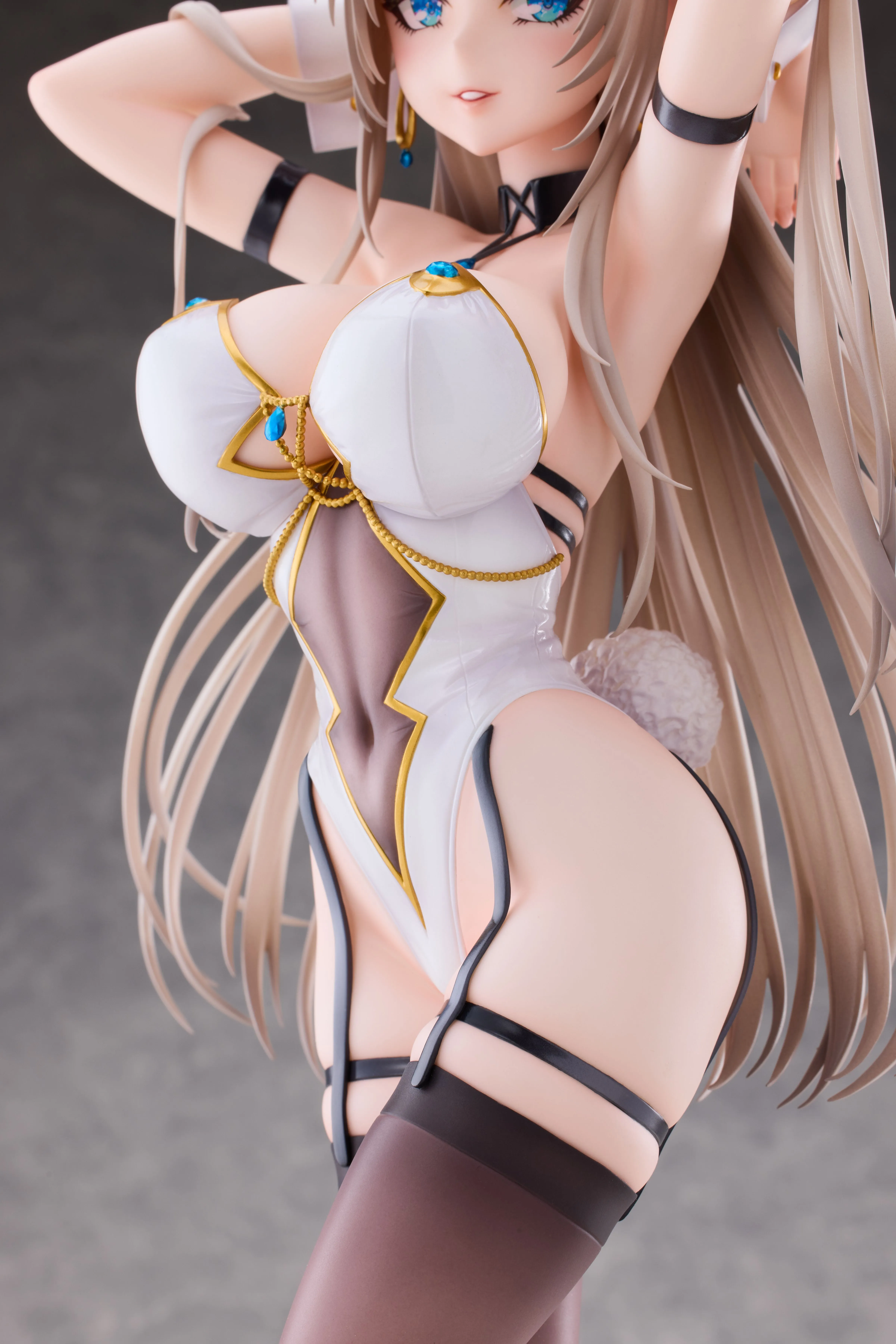 【Pre-sale】1/4 Scale The White Bunny Lady-Other series-Otherwhere studio