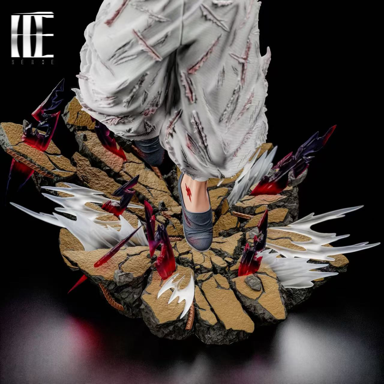 【Sold out no more】1/6 Scale Gojo with LED-Héroe Collectibles Studio