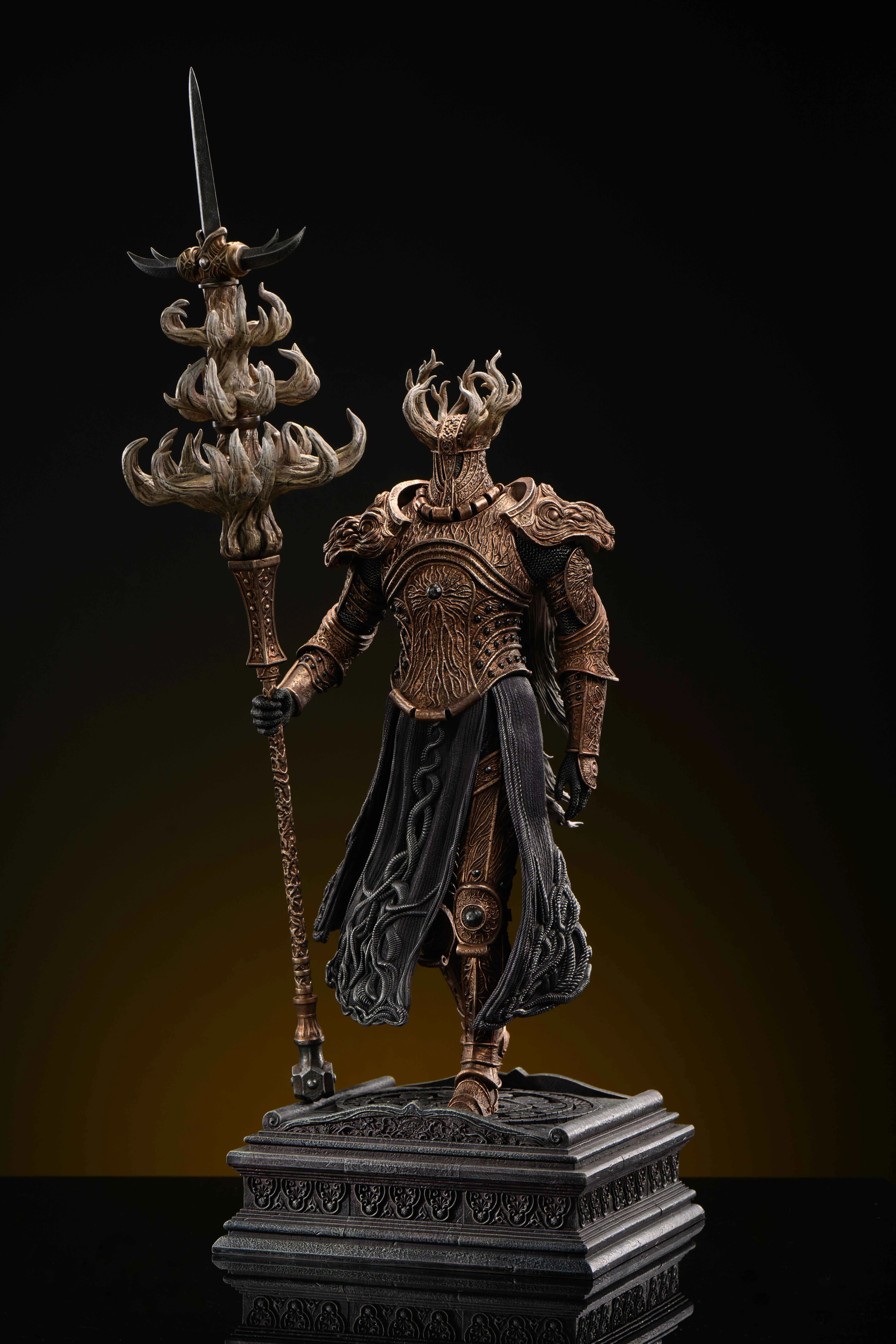 【Pre-sale】Crucible Knight-SWORD and WING Studio