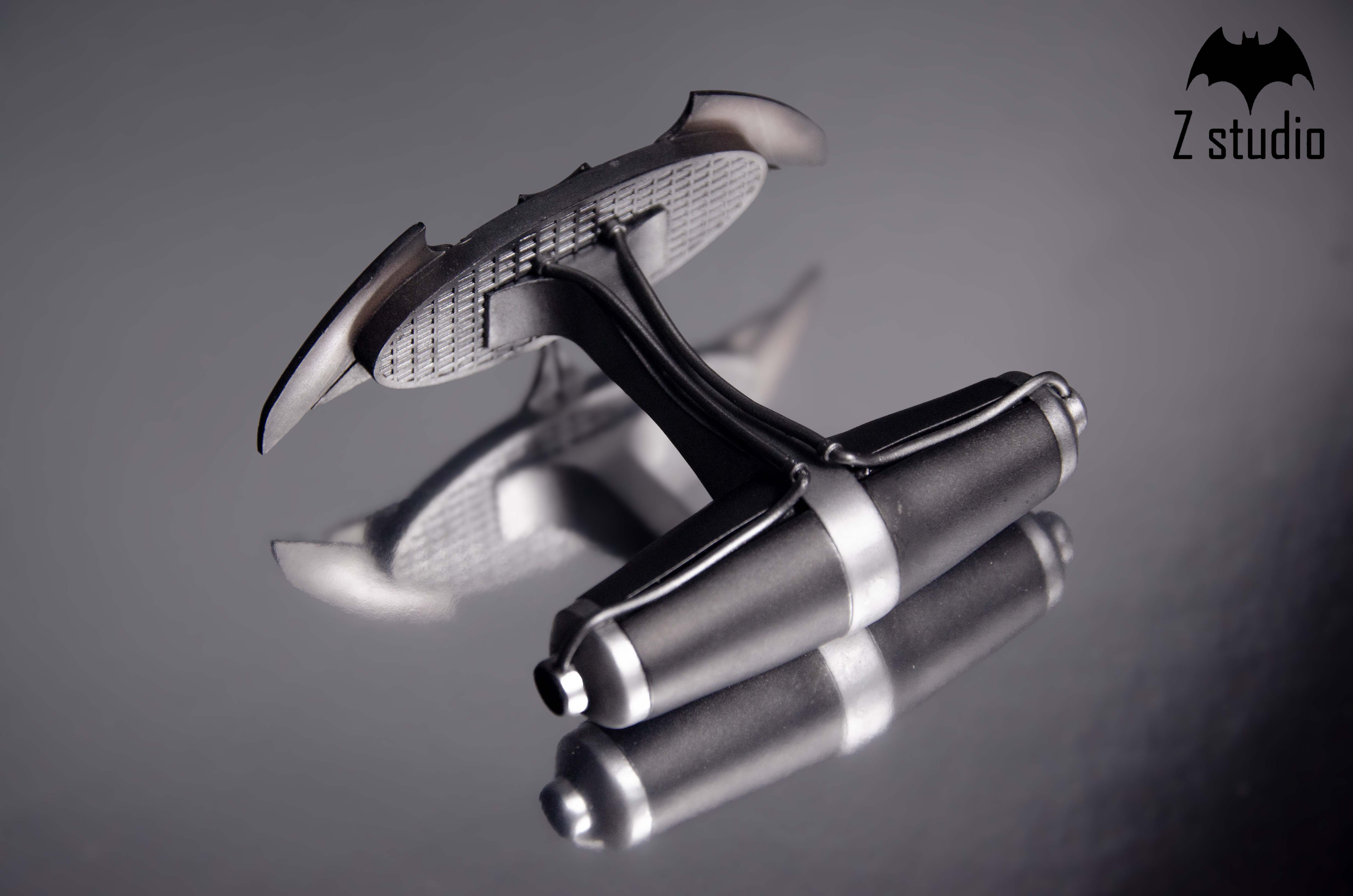 【Sold out】1/1 Scale First Series (Ben Affleck Edition) Cinematic Grade Batman Weapon Replica Collection–Other series-Z Studio